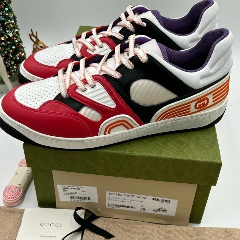 Men’s Gucci basket low top sneakers size 9.5 made in Italy